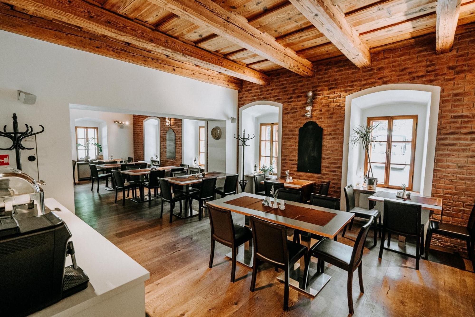 Penzion Bansky Dom Banska Stiavnica Ngoại thất bức ảnh